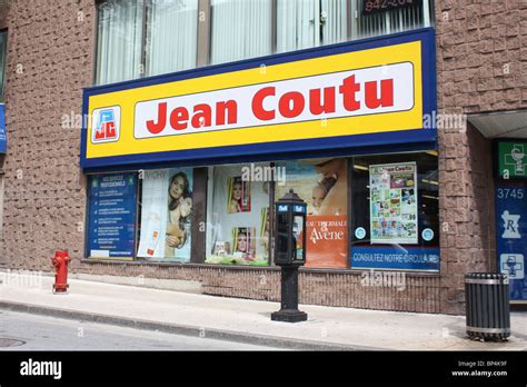 CHANEL JEAN COUTU Montreal 